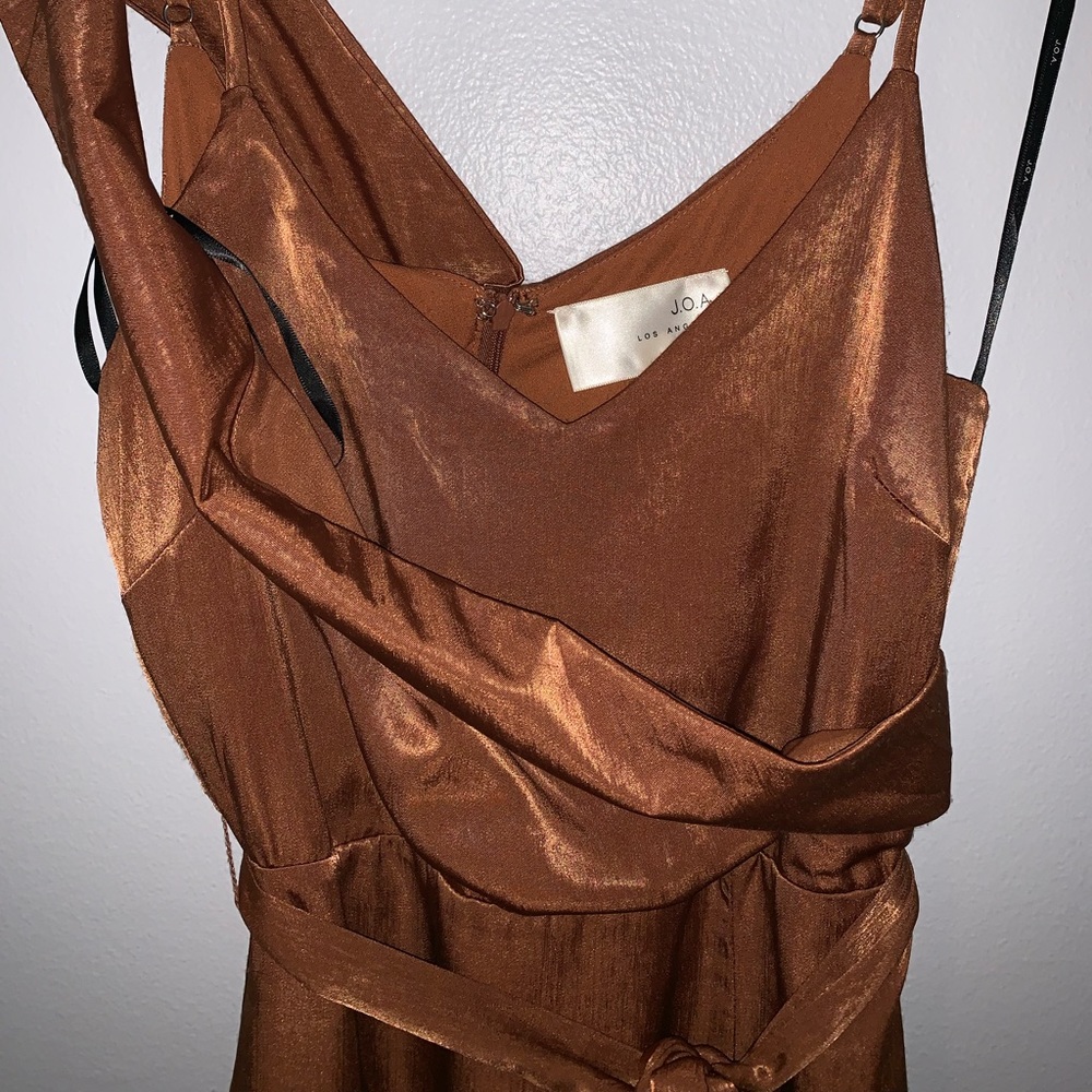 Beautiful XS bronze dress - Picture 2 of 4